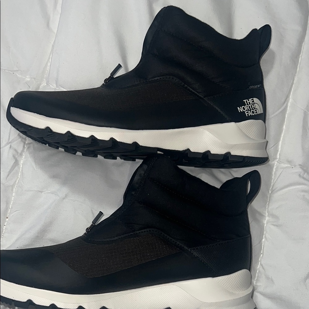 The North Face Black Women's Shoes - Picture 3 of 7